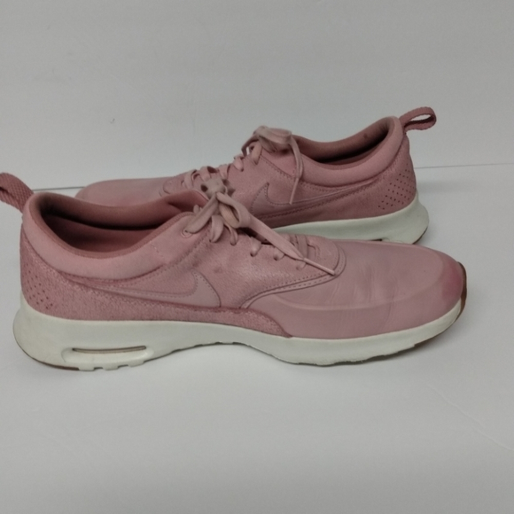 Nike Air Max Thea Tennis Sz 11.5, Pink, Leather and Suede, Pre-owned